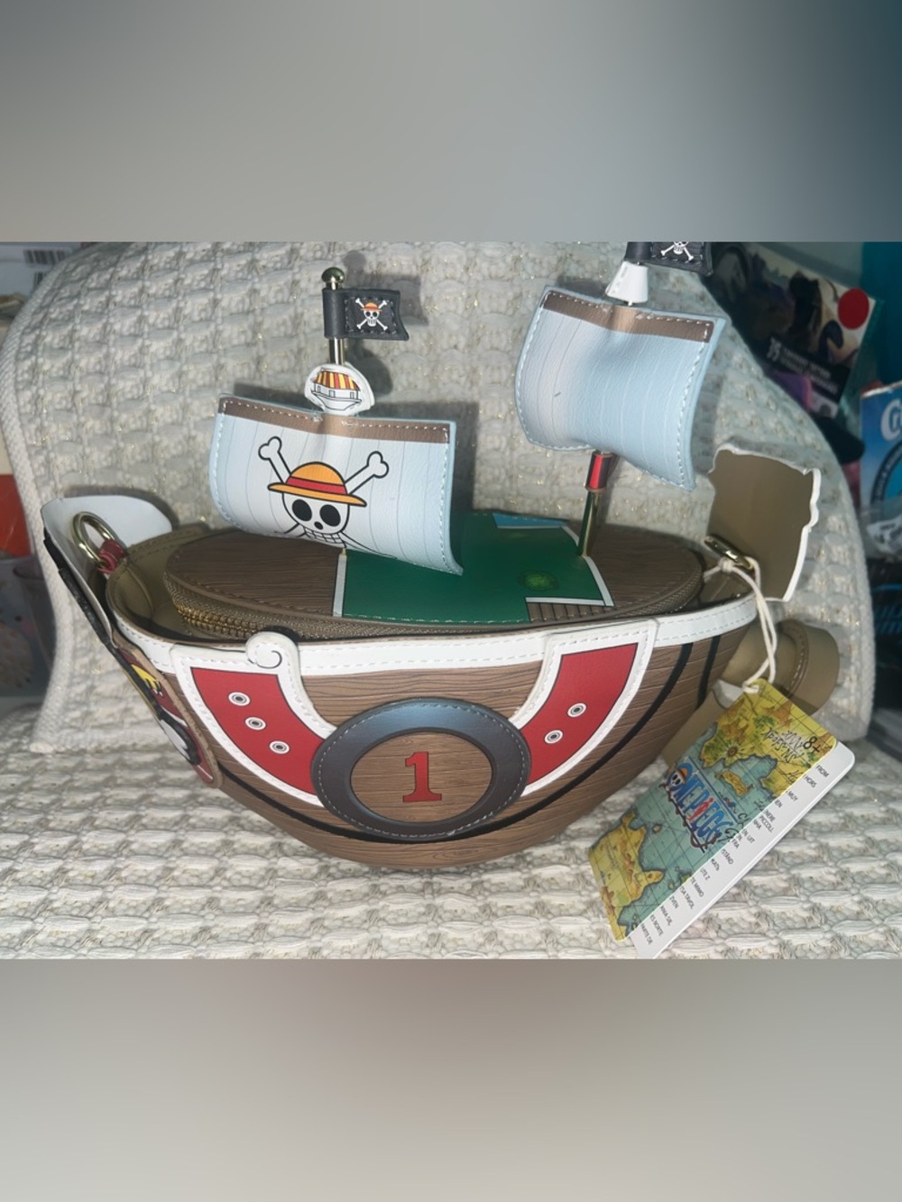 NWT Loungefly One Piece Thousand Sunny Ship Figural Crossbody Bag RARE - Picture 7 of 11